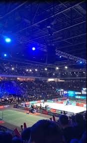 文胖：湖人被收购后，巴斯家族的每个子女都获得了9亿多美元