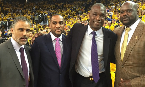 不断为队友 不断为队友