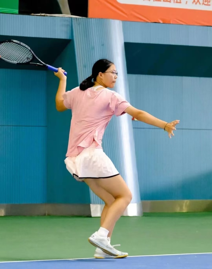 尽管贝尔在 尽管贝尔在