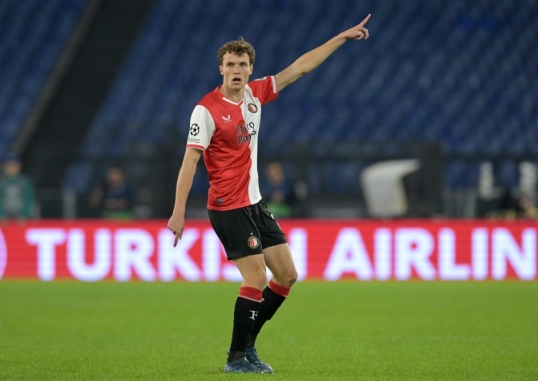 站首轮于当 站首轮于当